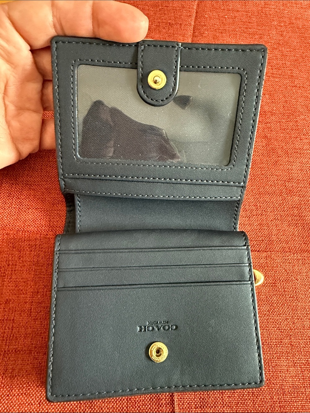 Coach Olive Pebbled Leather Compact Wallet with Gold Logo - Picture 4 of 8